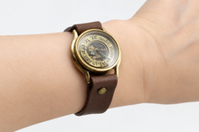 画像をギャラリービューアに読み込む, NB SWATCH 2B SUN&amp;MOON
